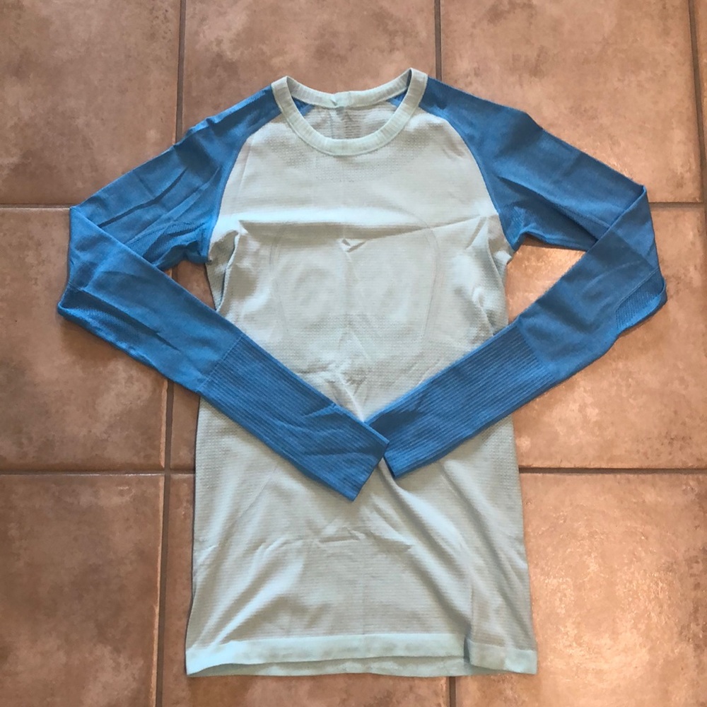 Lululemon Run Swiftly Long Sleeve Size 4